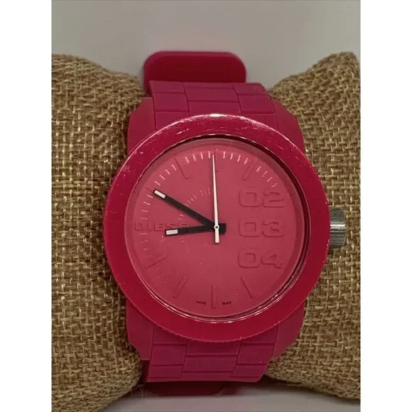 Diesel DZ1439 Unisex Pink Silicone Analog Dial Quartz Genuine Wrist Watch WFH12